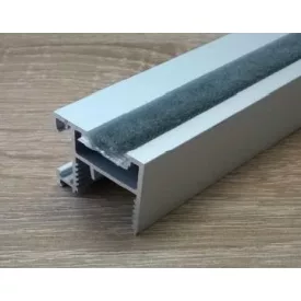 S - Támfalas kefe alacsony 13x5mm szürke