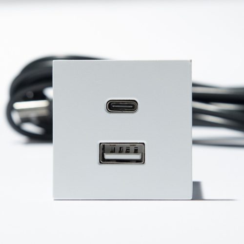 VersaPick, 2x USB A/C, négyszögletes, fehér matt RAL 9003, spiáter