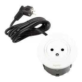   LEGRAND Disq60 süllyesztett aljzat 1x230V, fehér + 2m tápkábel